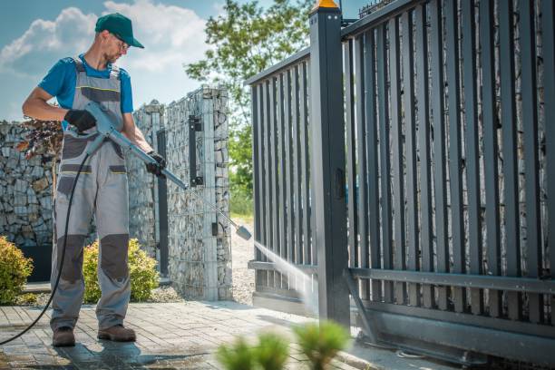 Post-Construction Pressure Washing in Bellville, TX